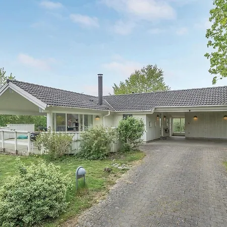Two-bedroom Holiday In * Helsinge